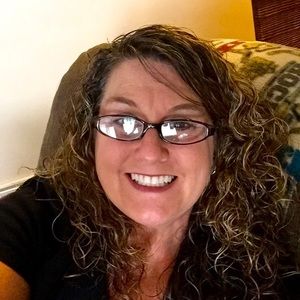 Meet your Posher, Anita